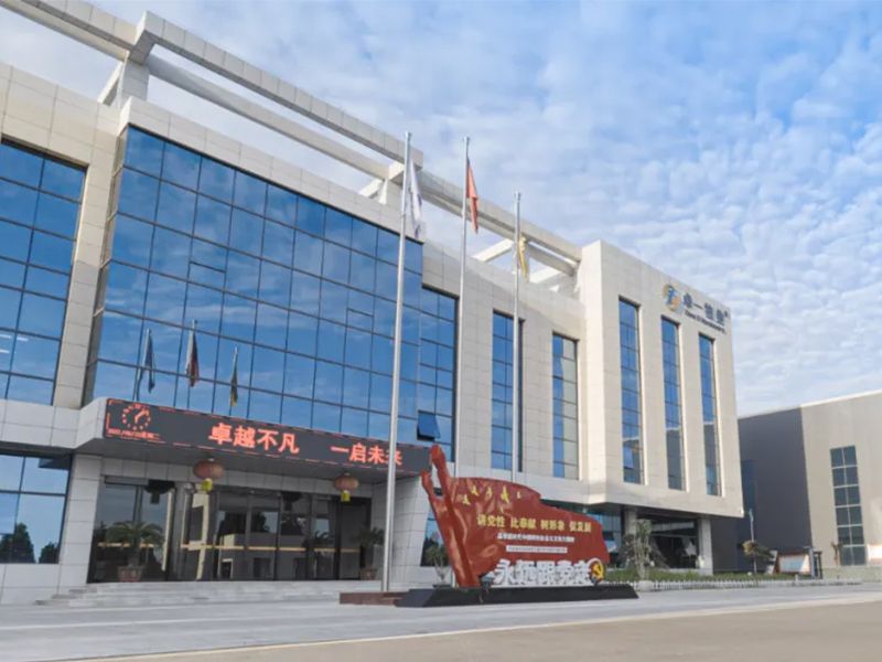 意昂F凯捷牧业 | 致敬广雄师人，，弘扬建军精神