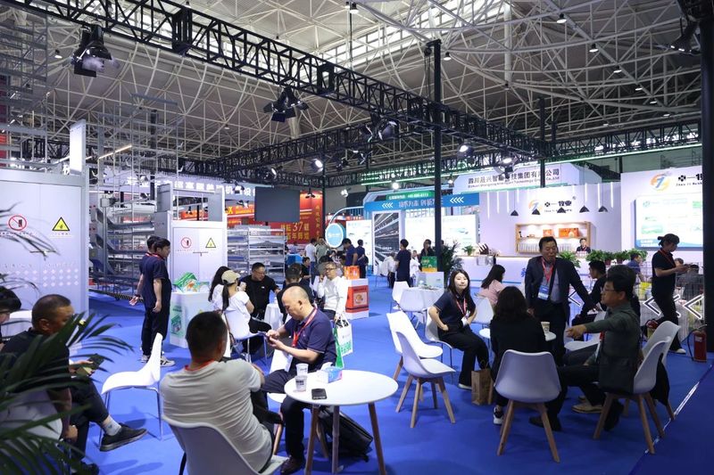 中国畜博会盛大开幕，，意昂F凯捷牧业人气爆棚，，凭实力圈粉