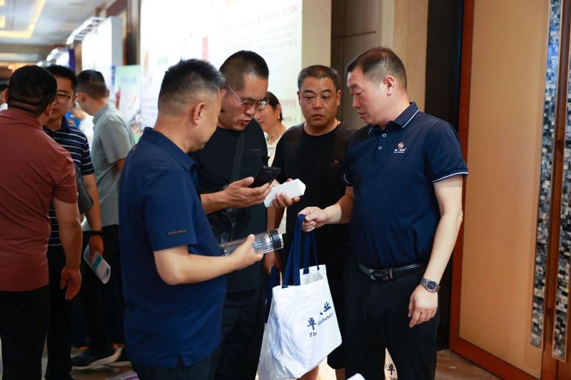 意昂F凯捷牧业出席第五届蛋工业与科技开展大会，，助力蛋业高质量开展