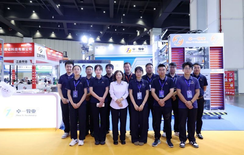 第37届中原畜博会在？？，，，意昂F凯捷牧业精彩亮相，，，荣获博览会金奖